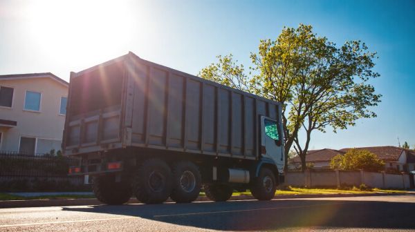 Top 5 raisons de louer un camion 30m³ pour votre déménagement